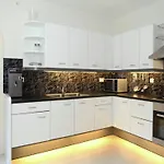 Quaint In With Swimming Pool * Doornspijk