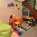 Quaint In With Swimming Pool