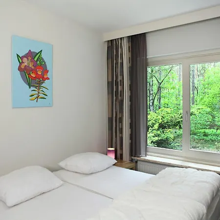 Quaint In With Swimming Pool Villa