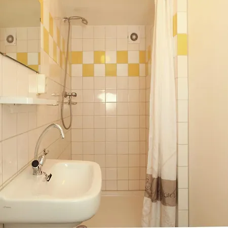 Quaint In With Swimming Pool