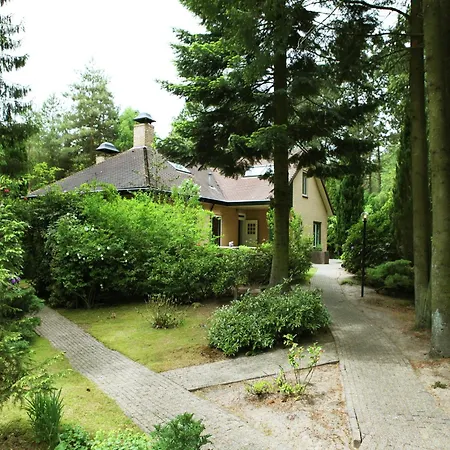 Quaint In With Swimming Pool