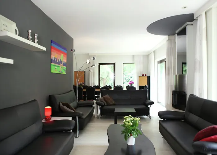 Quaint In With Swimming Pool 빌라 Doornspijk