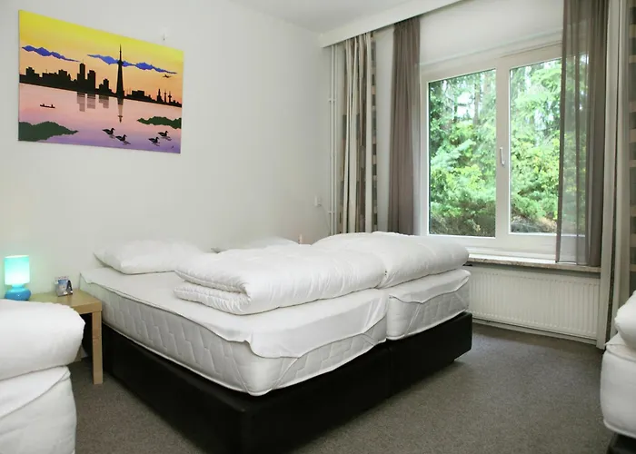 Quaint In With Swimming Pool 빌라 Doornspijk