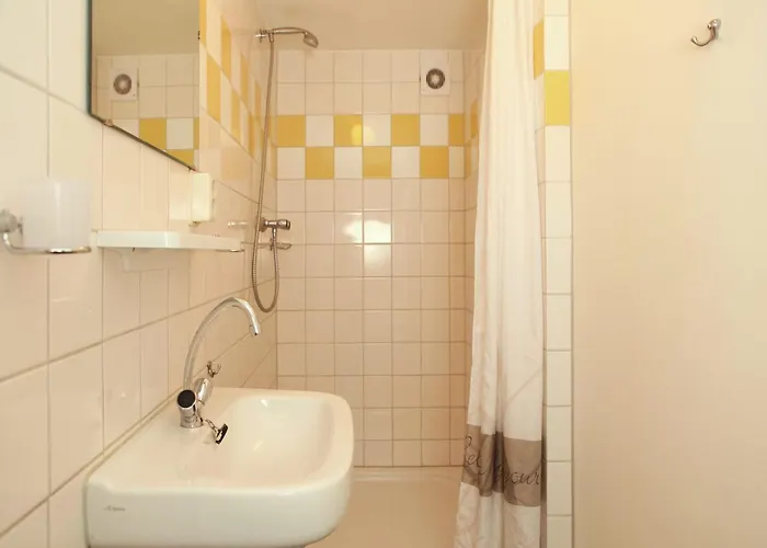 Villa Quaint In With Swimming Pool Doornspijk