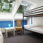빌라 Quaint In With Swimming Pool